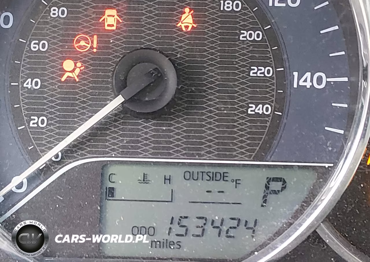 2015 Toyota Corolla Le VIN:5YFBURHE9FP238011 - 15