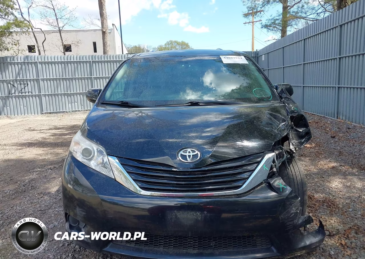 2017 Toyota Sienna Le 8 Passenger VIN:5TDKZ3DC9HS862565 - 12