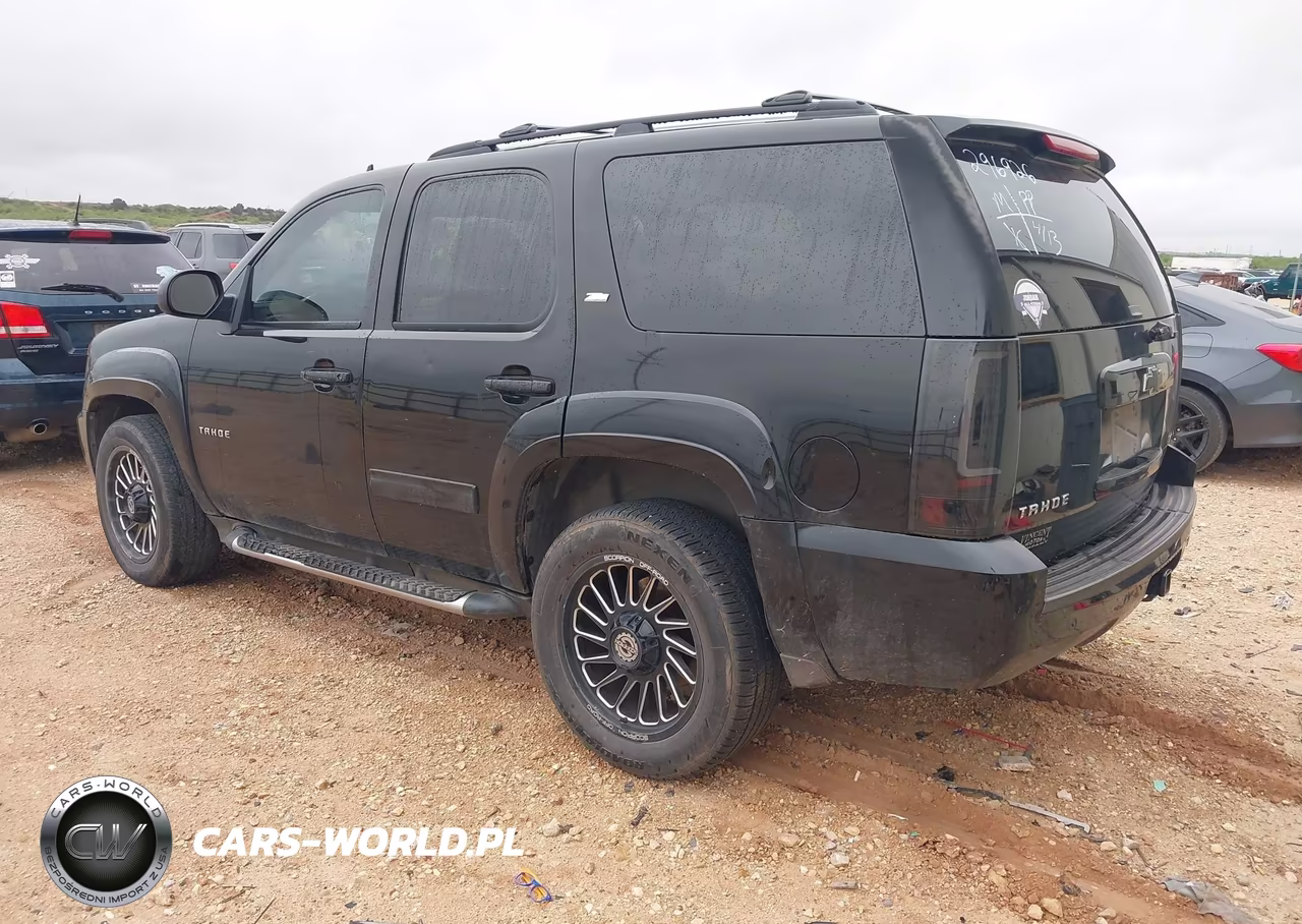 2009 Chevrolet Tahoe Lt2 VIN:1GNFC23069R296926 - 3