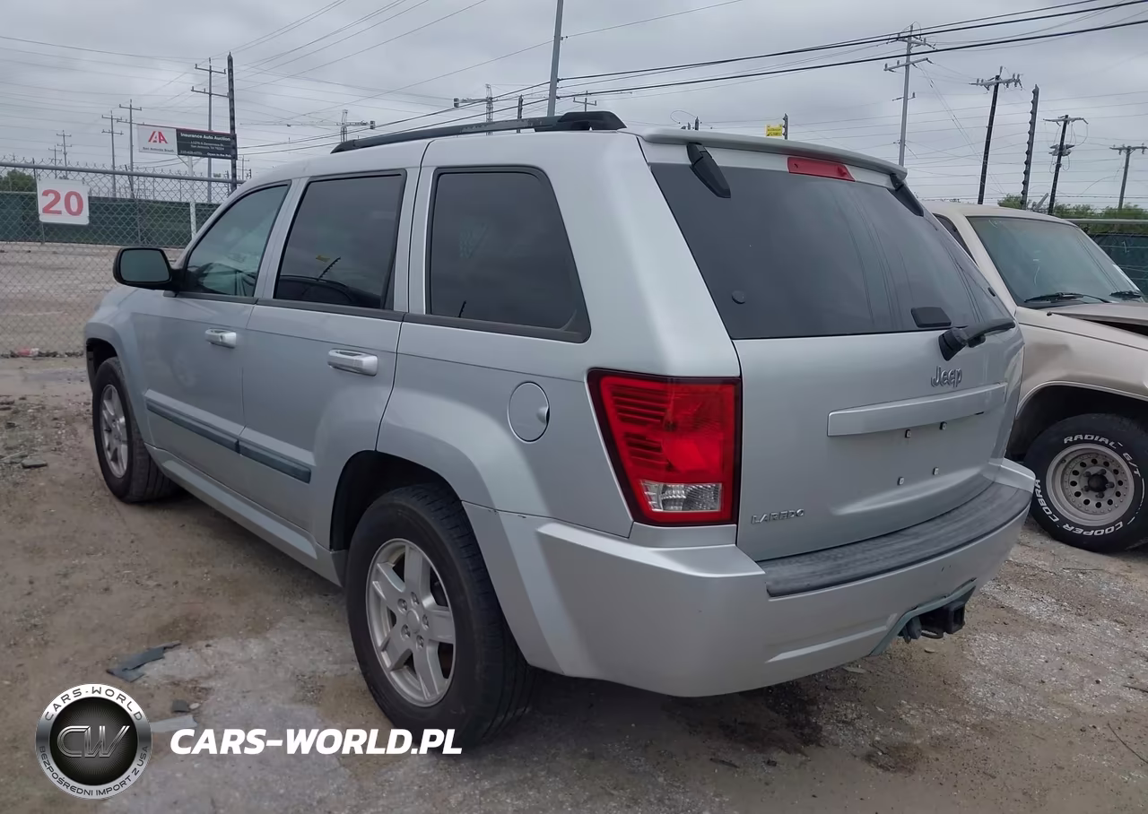 2007 Jeep Grand Cherokee Laredo VIN:1J8GS48KX7C526725 - 3