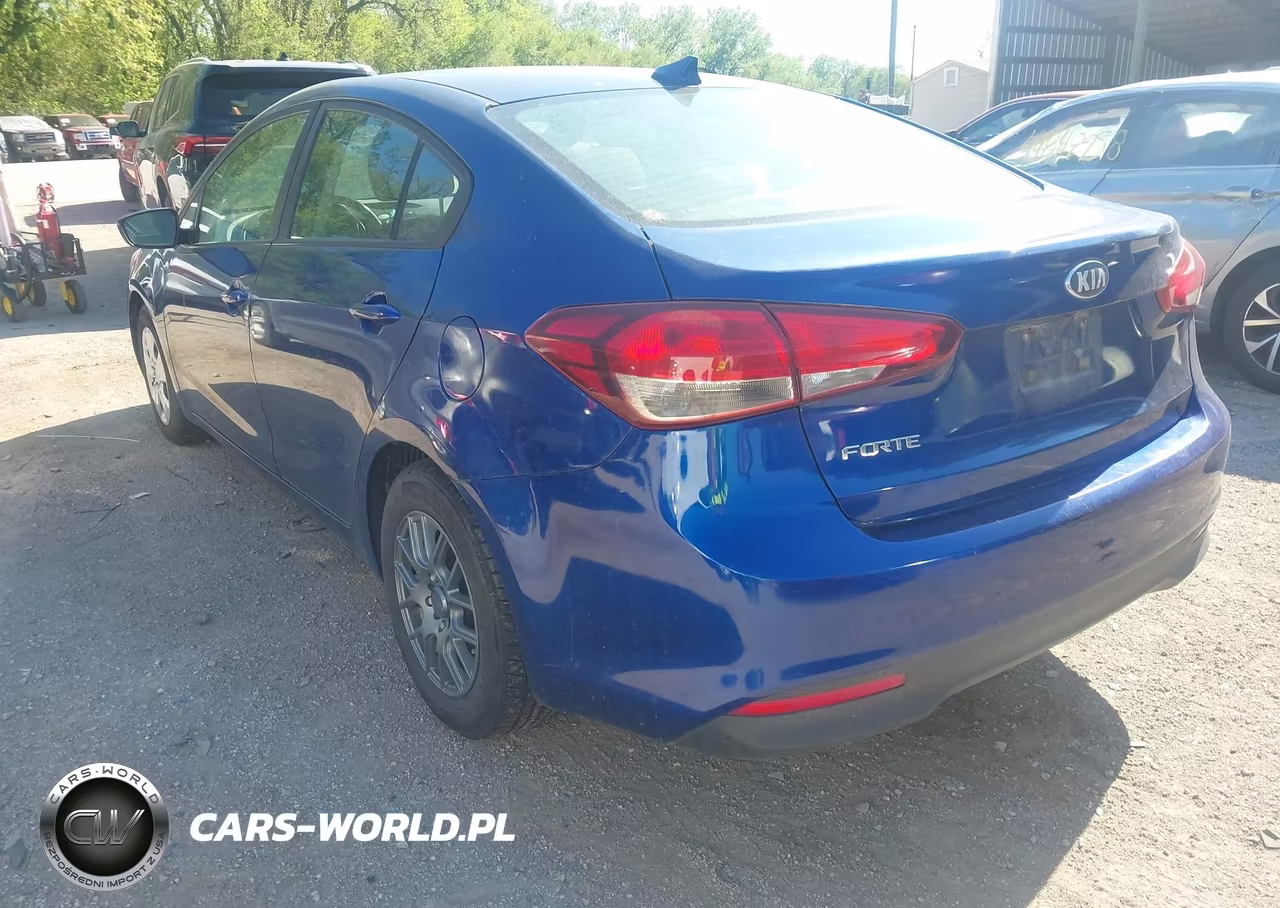 2018 Kia Forte Lx VIN:3KPFL4A71JE174771 - 3