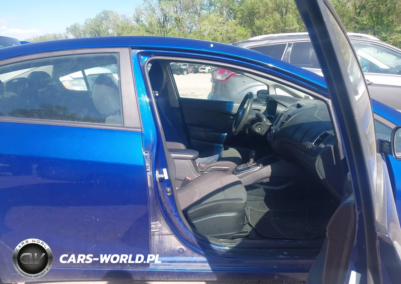 2018 Kia Forte Lx VIN:3KPFL4A71JE174771 - 5