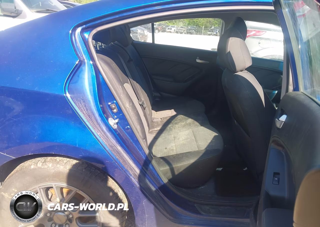 2018 Kia Forte Lx VIN:3KPFL4A71JE174771 - 8