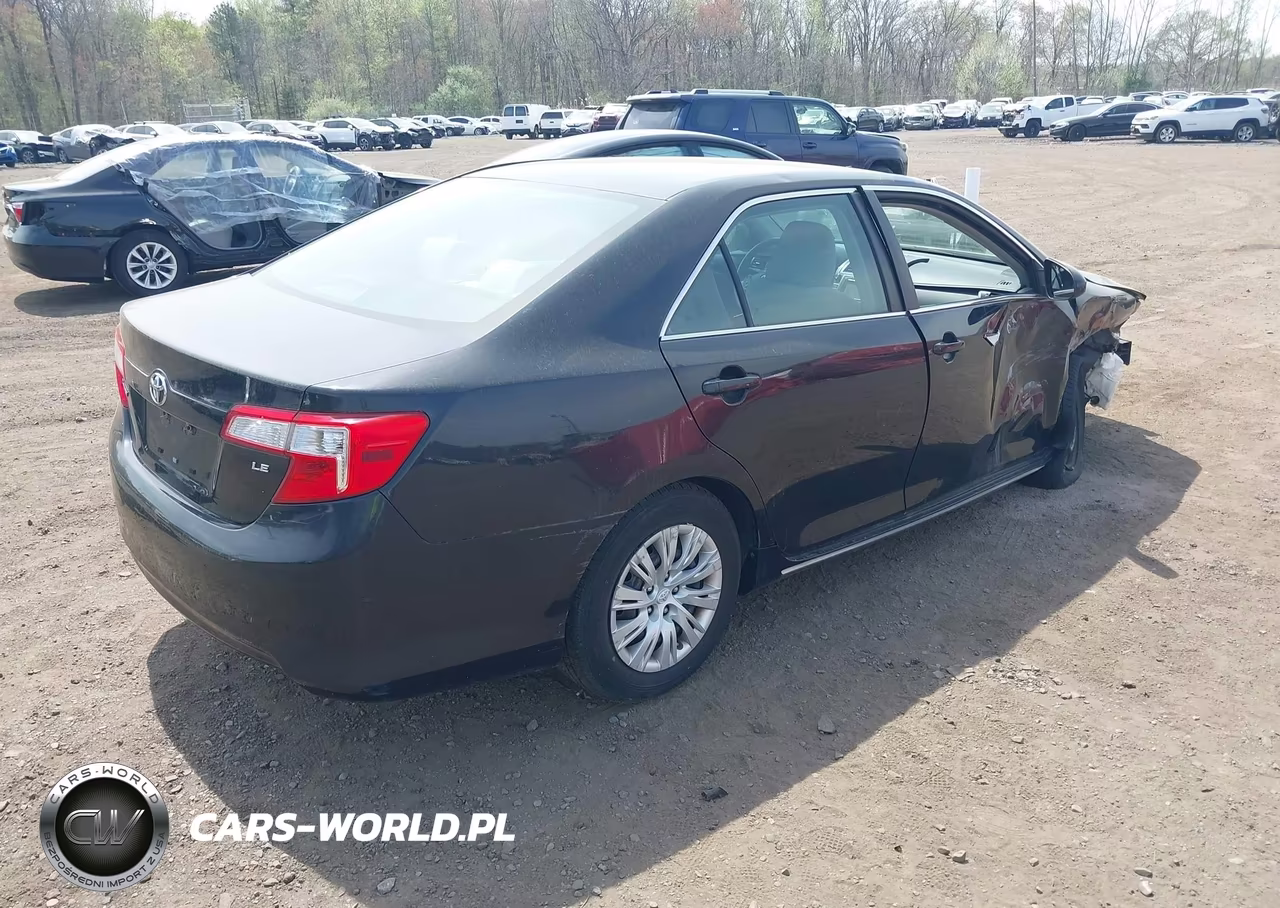 2012 Toyota Camry Le VIN:4T1BF1FK3CU056772 - 4