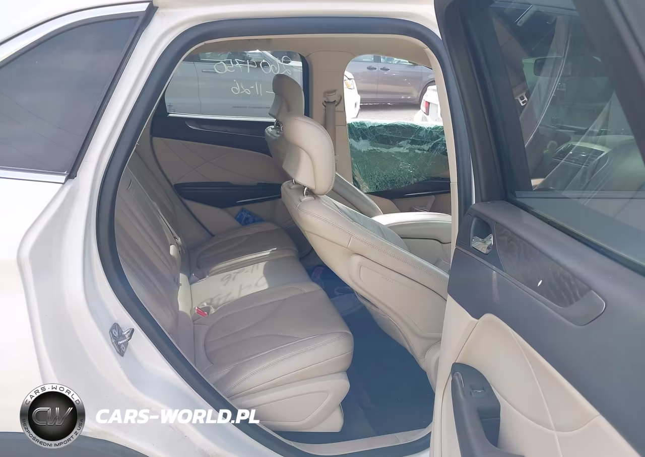 2017 Lincoln Mkc Reserve VIN:5LMCJ3D93HUL70070 - 8