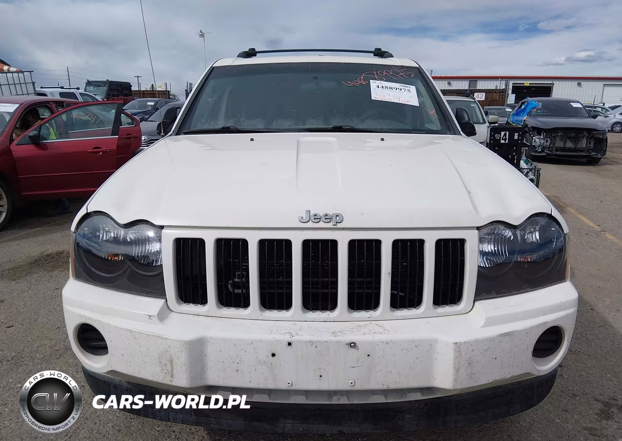 2007 Jeep Grand Cherokee Laredo VIN:1J8GR48K57C687608 - 12