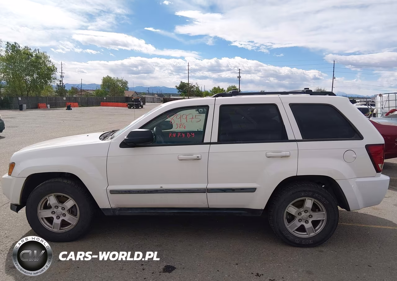 2007 Jeep Grand Cherokee Laredo VIN:1J8GR48K57C687608 - 14