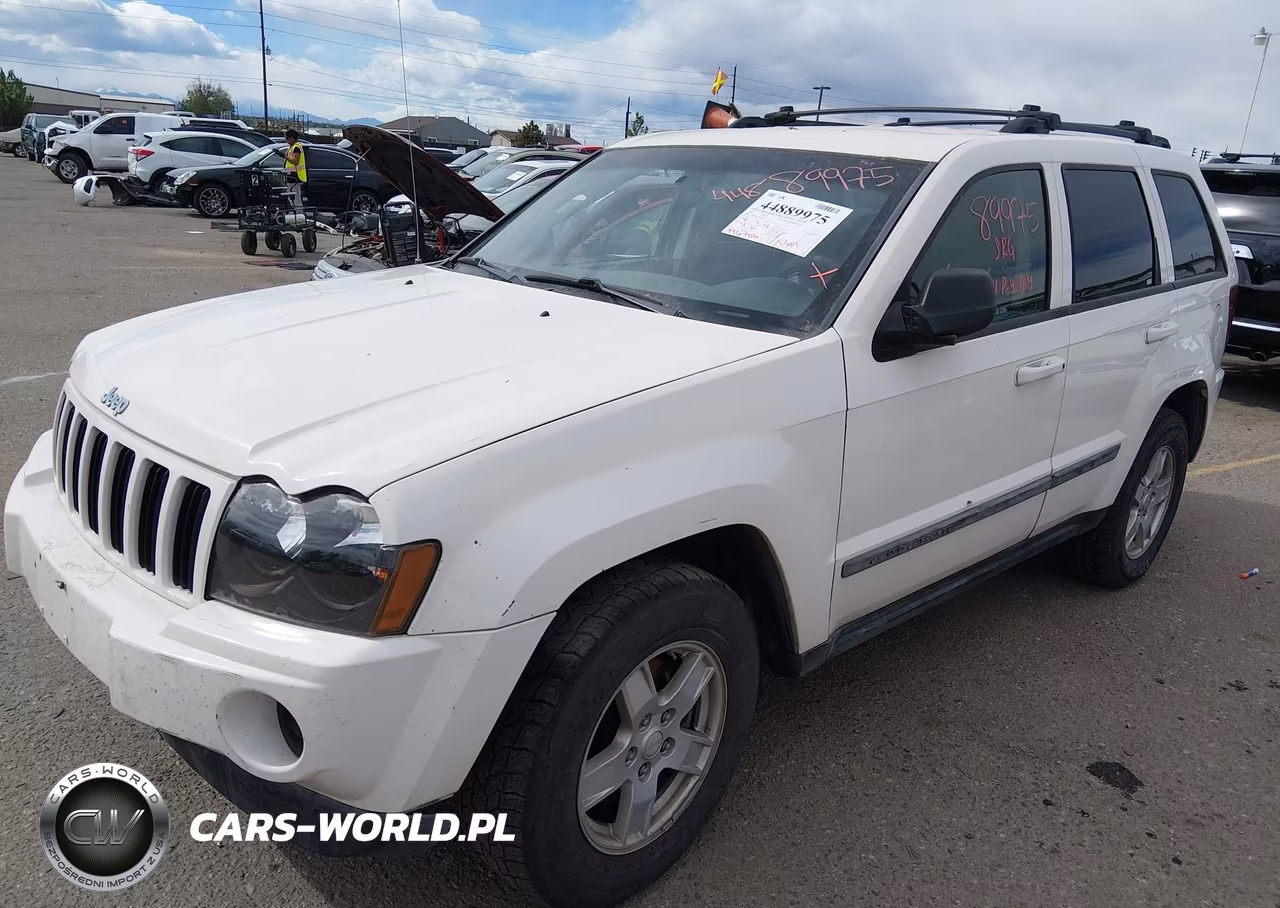2007 Jeep Grand Cherokee Laredo VIN:1J8GR48K57C687608 - 2