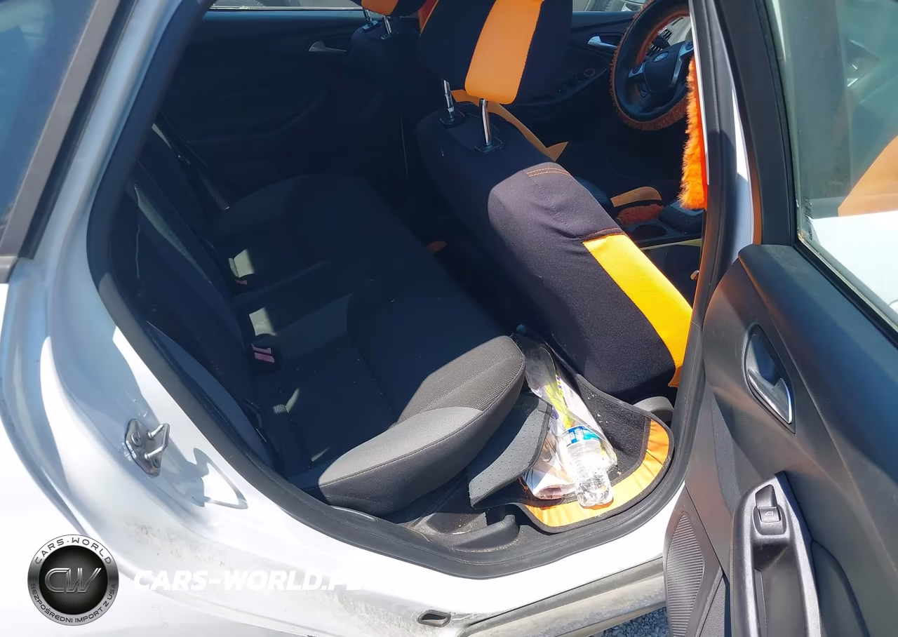 2013 Ford Focus Se VIN:1FADP3F27DL152956 - 8