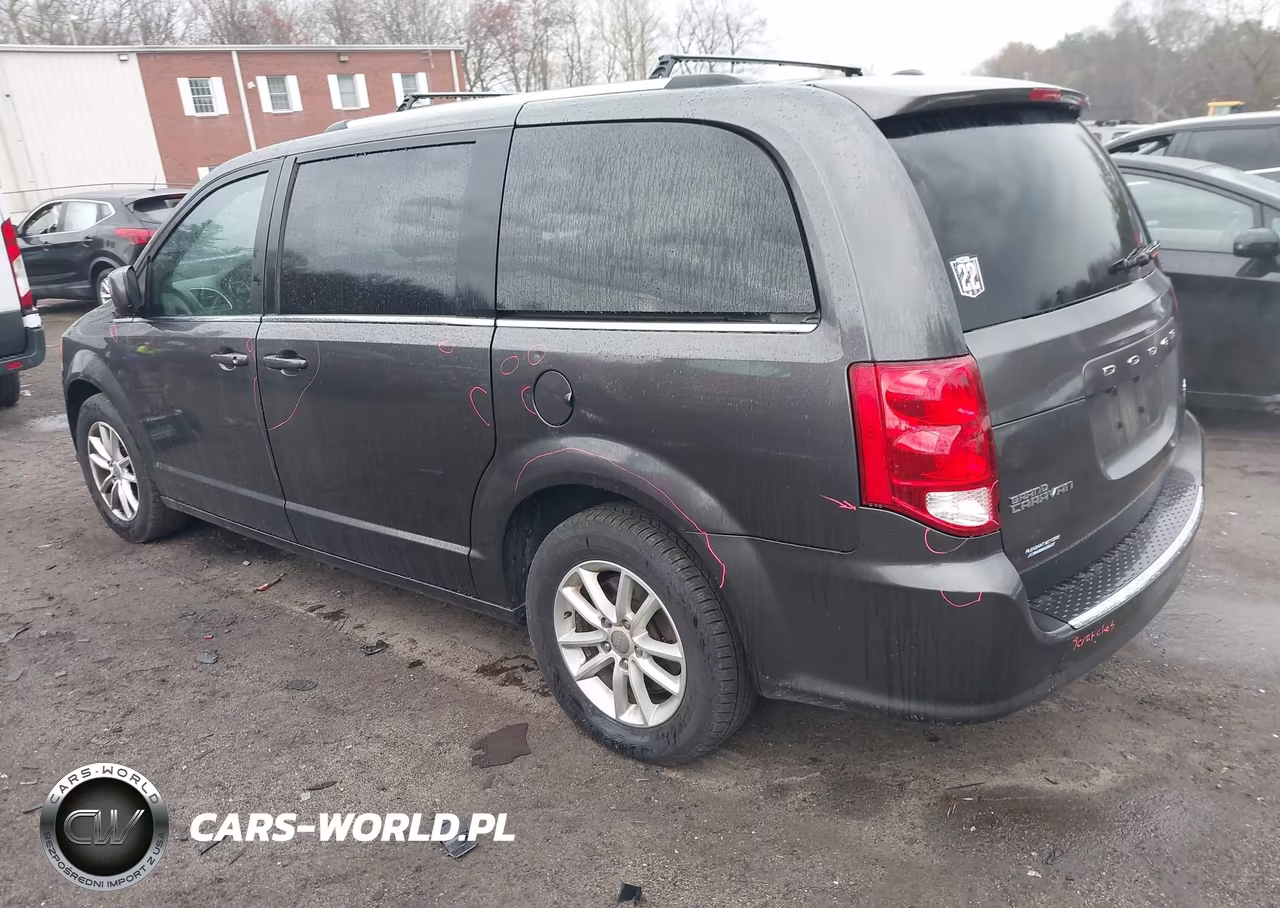 2018 Dodge Grand Caravan Sxt VIN:2C4RDGCG7JR215444 - 3