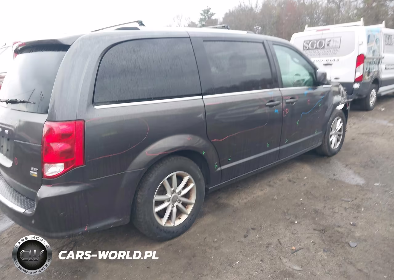 2018 Dodge Grand Caravan Sxt VIN:2C4RDGCG7JR215444 - 4