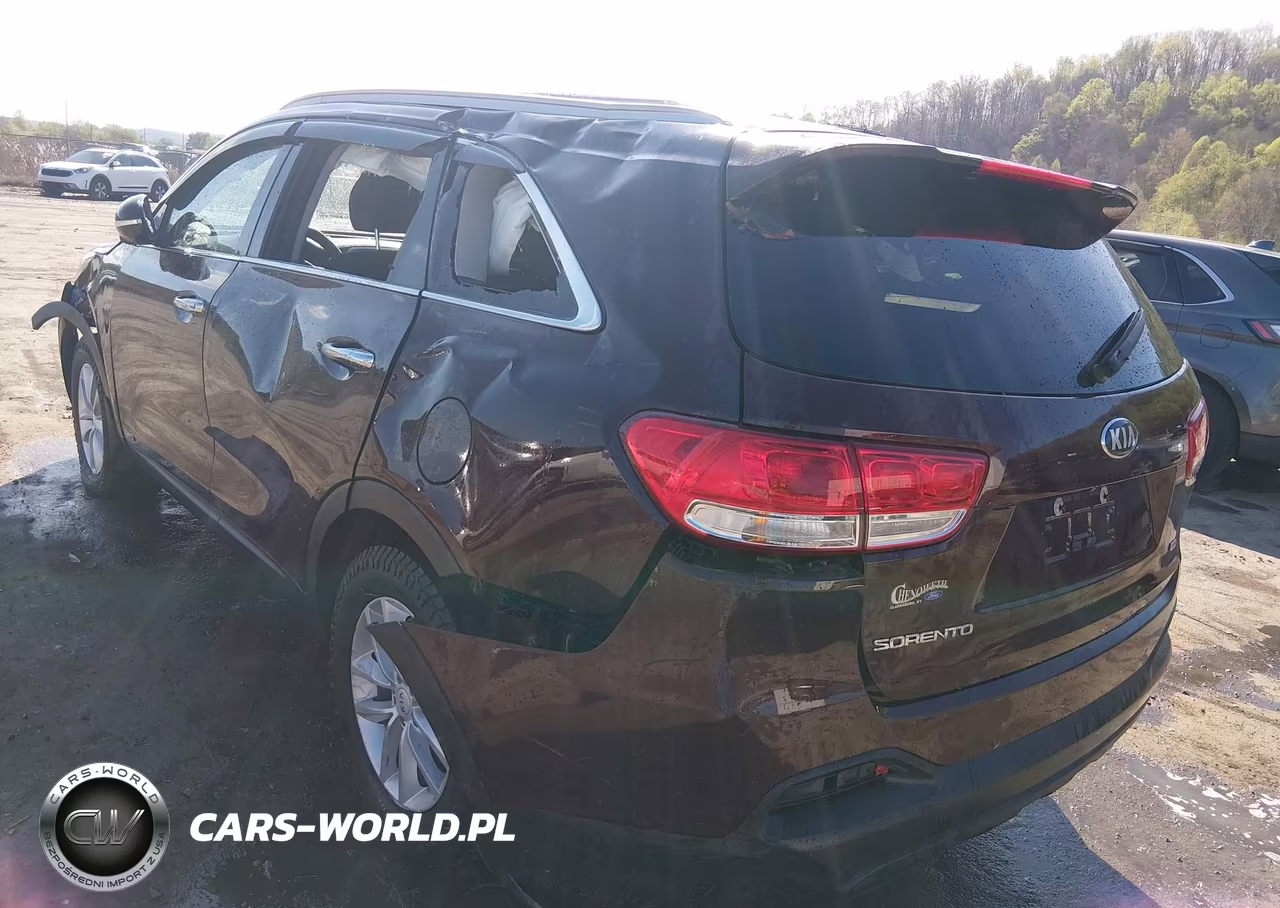 2018 Kia Sorento 2.4L Lx VIN:5XYPGDA31JG402163 - 3