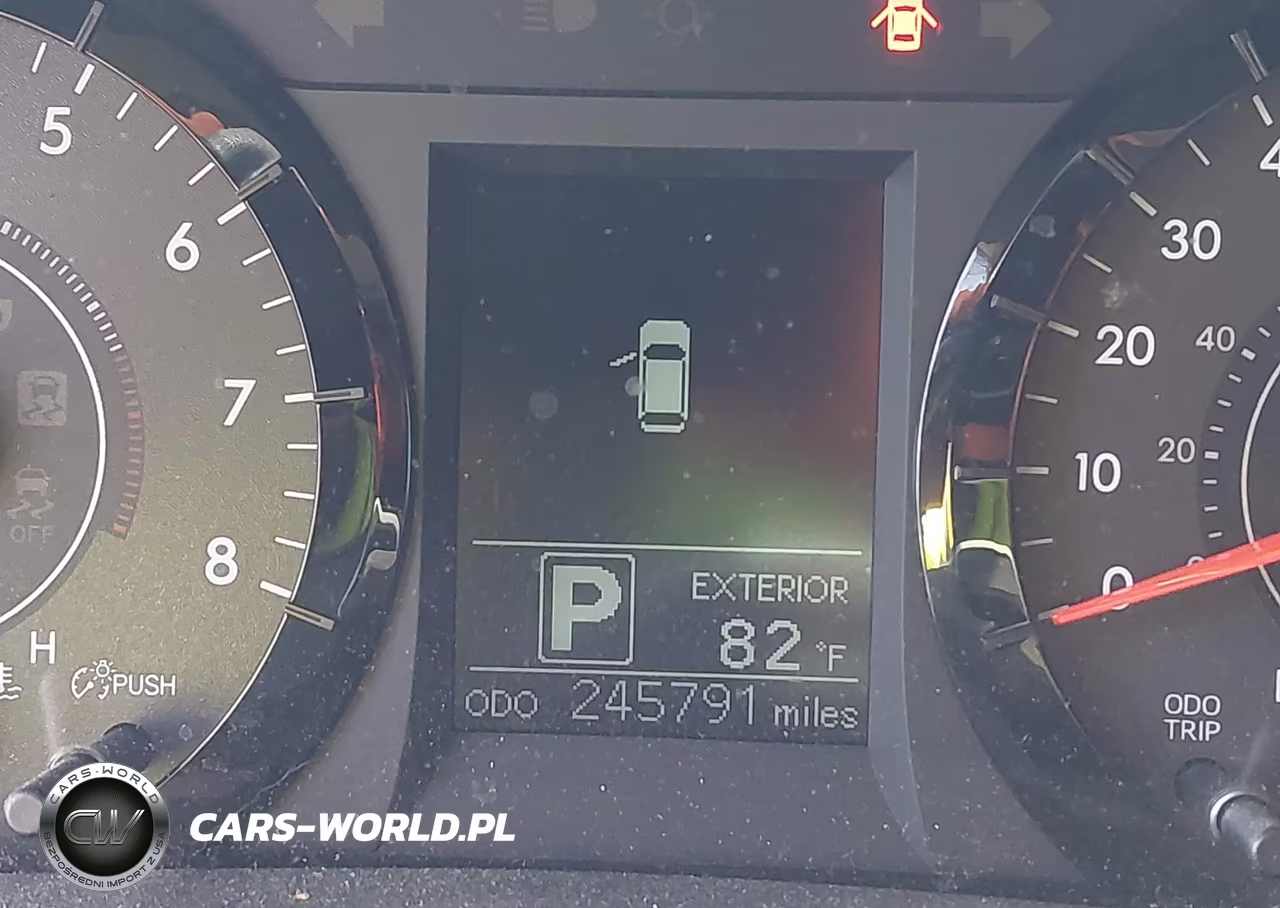 2015 Toyota Sienna Le 8 Passenger VIN:5TDKK3DC2FS557734 - 15