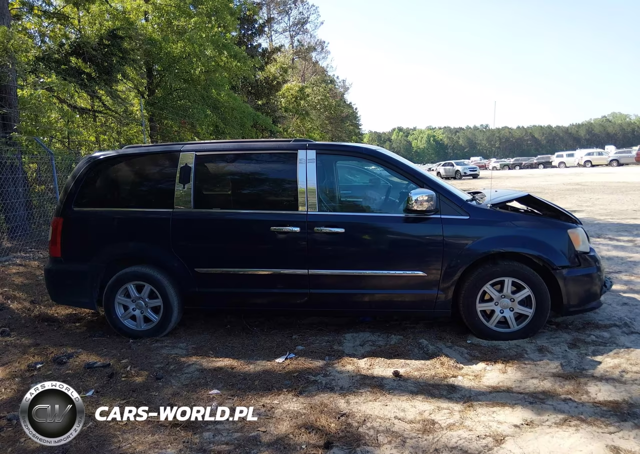2012 Chrysler Town & Country Touring VIN:2C4RC1BG2CR353347 - 13