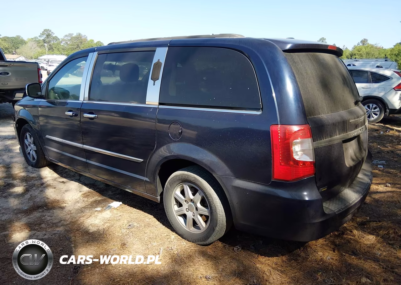 2012 Chrysler Town & Country Touring VIN:2C4RC1BG2CR353347 - 3