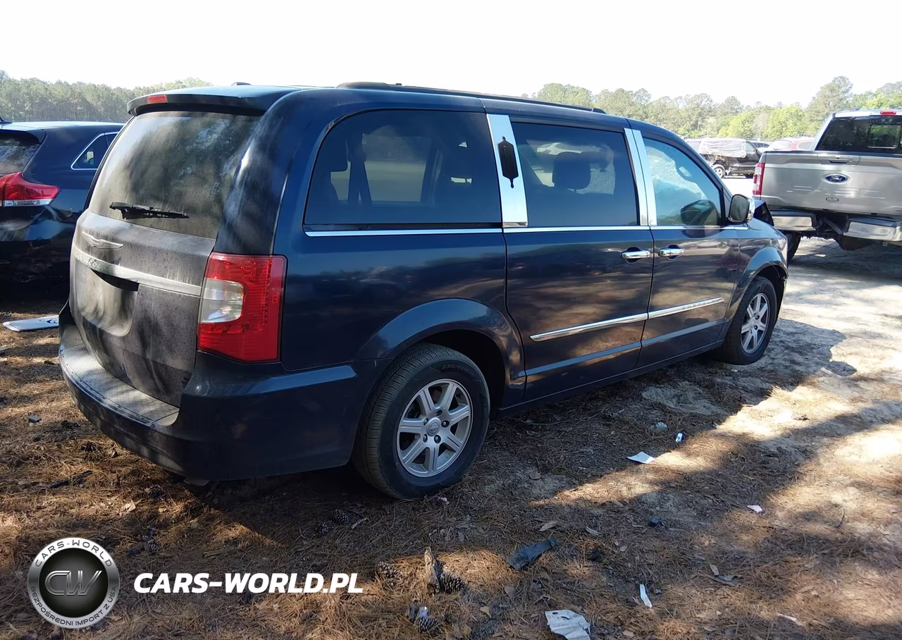 2012 Chrysler Town & Country Touring VIN:2C4RC1BG2CR353347 - 4