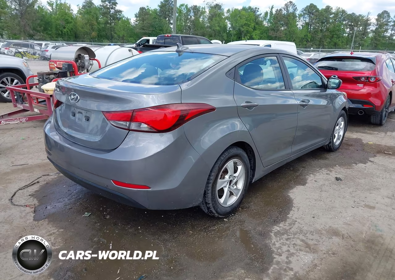 2014 Hyundai Elantra Se VIN:5NPDH4AE7EH517480 - 4