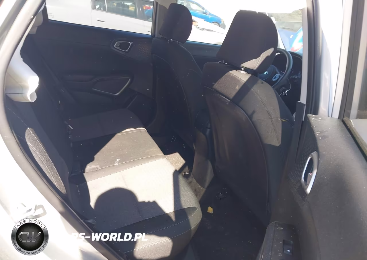 KIA SOUL LX VIN:KNDJ23AU5L7065603 - 8