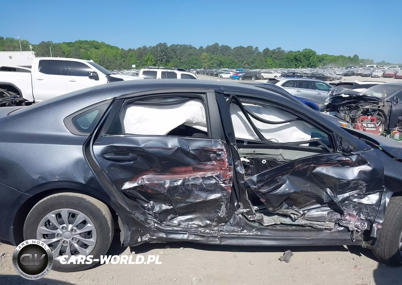 2023 Kia Forte Lx VIN:3KPF24AD7PE606393 - 13