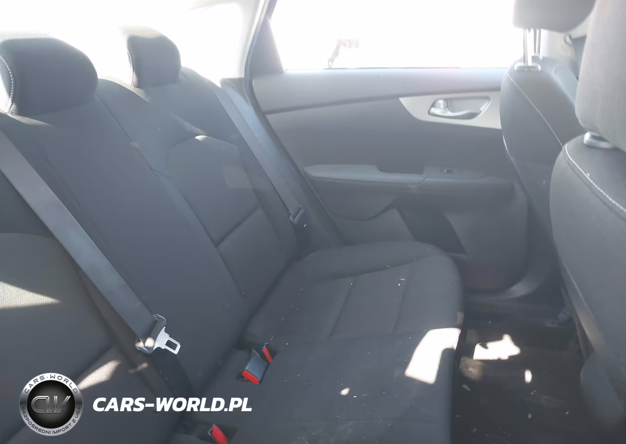 2023 Kia Forte Lx VIN:3KPF24AD7PE606393 - 8