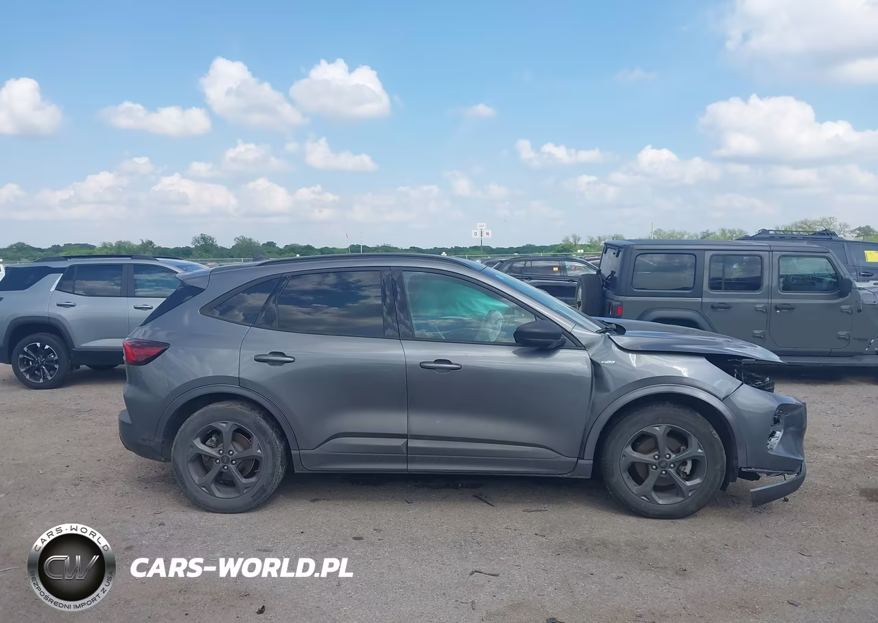 2023 Ford Escape St-Line VIN:1FMCU0MN1PUA02832 - 12