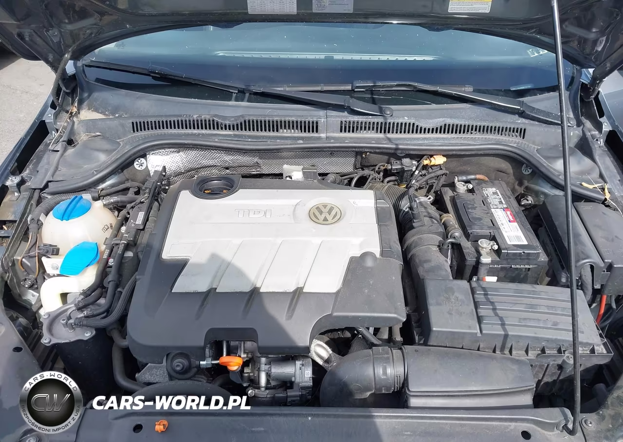 2011 Volkswagen Jetta 2.0L Tdi VIN:3VWLL7AJ9BM101751 - 10