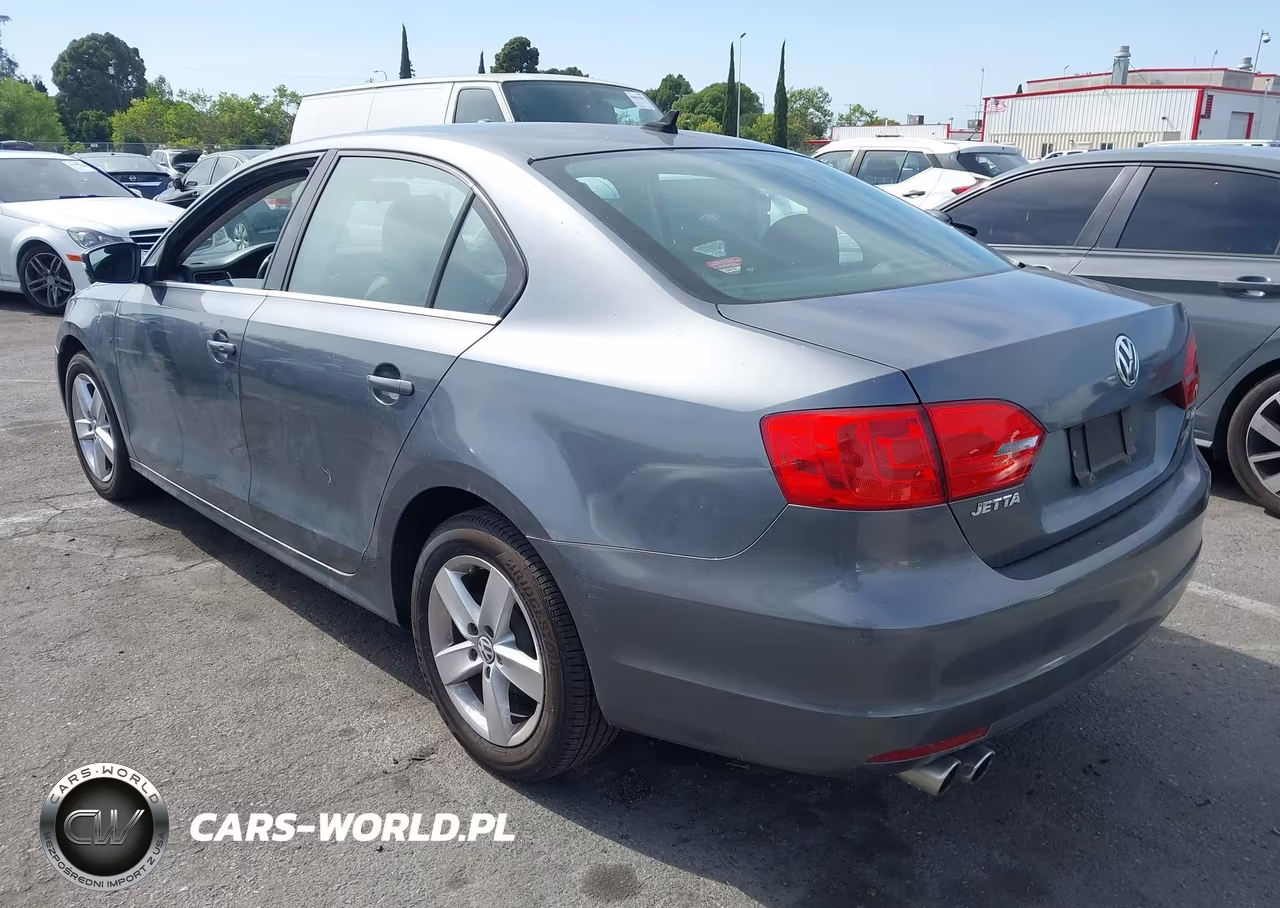 2011 Volkswagen Jetta 2.0L Tdi VIN:3VWLL7AJ9BM101751 - 3