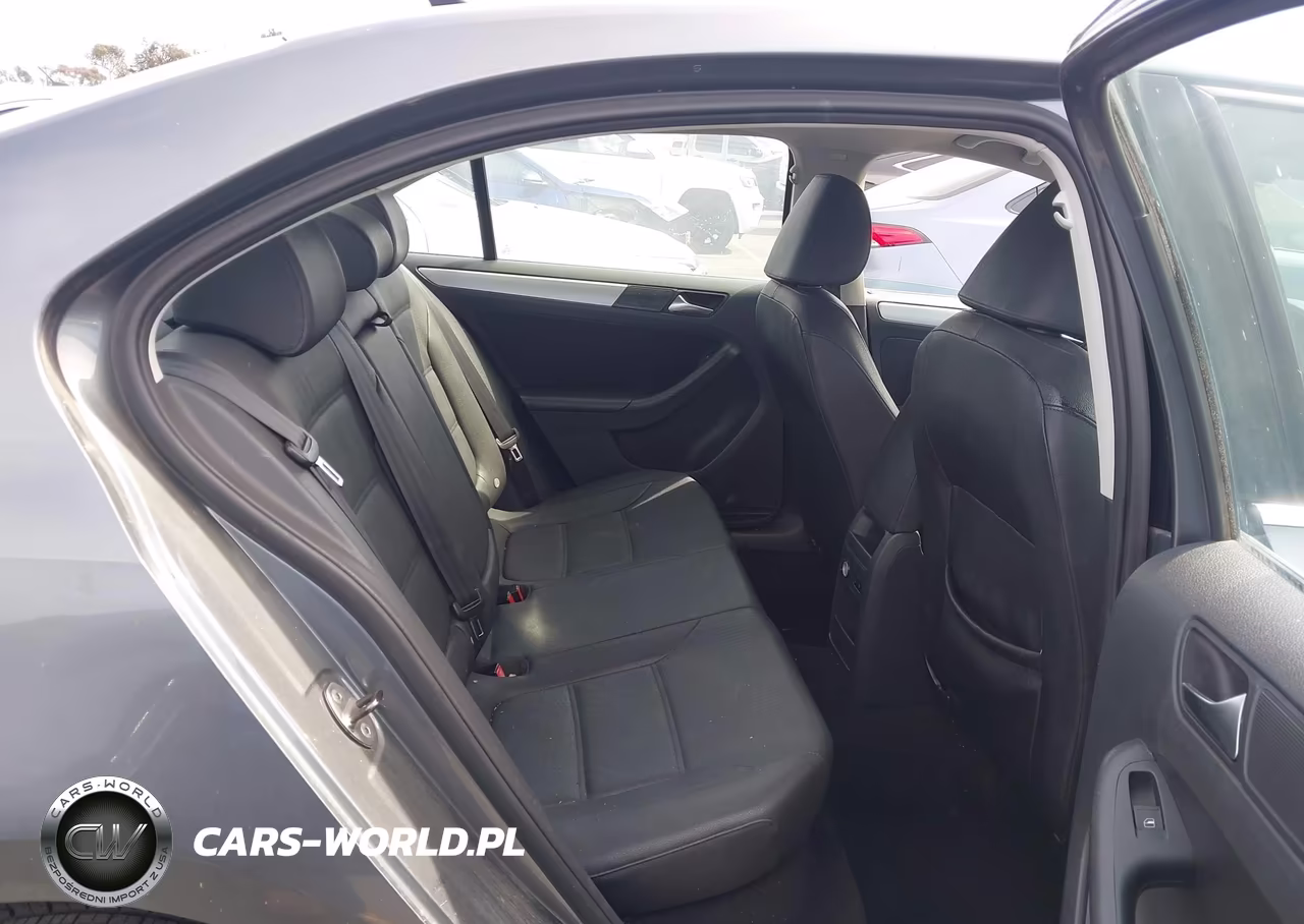 2011 Volkswagen Jetta 2.0L Tdi VIN:3VWLL7AJ9BM101751 - 8