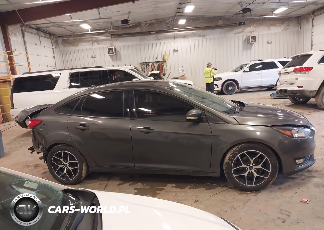 2018 Ford Focus Sel VIN:1FADP3H28JL208265 - 13