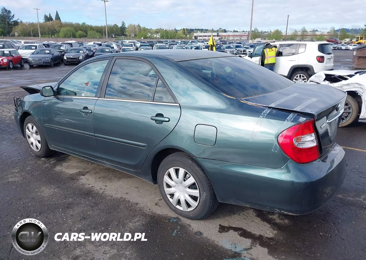 2003 Toyota Camry Le VIN:4T1BE32K53U642765 - 3