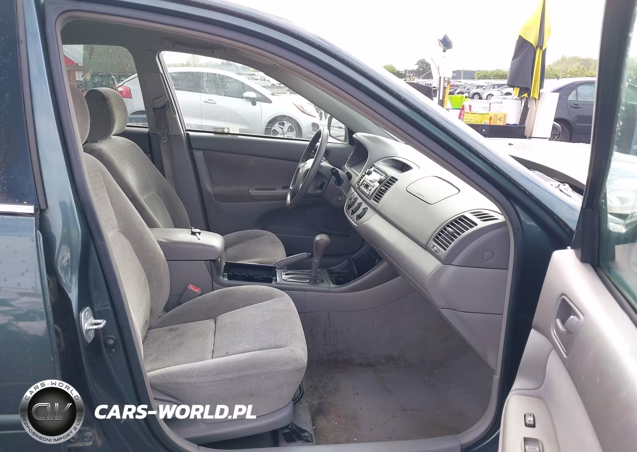 2003 Toyota Camry Le VIN:4T1BE32K53U642765 - 5