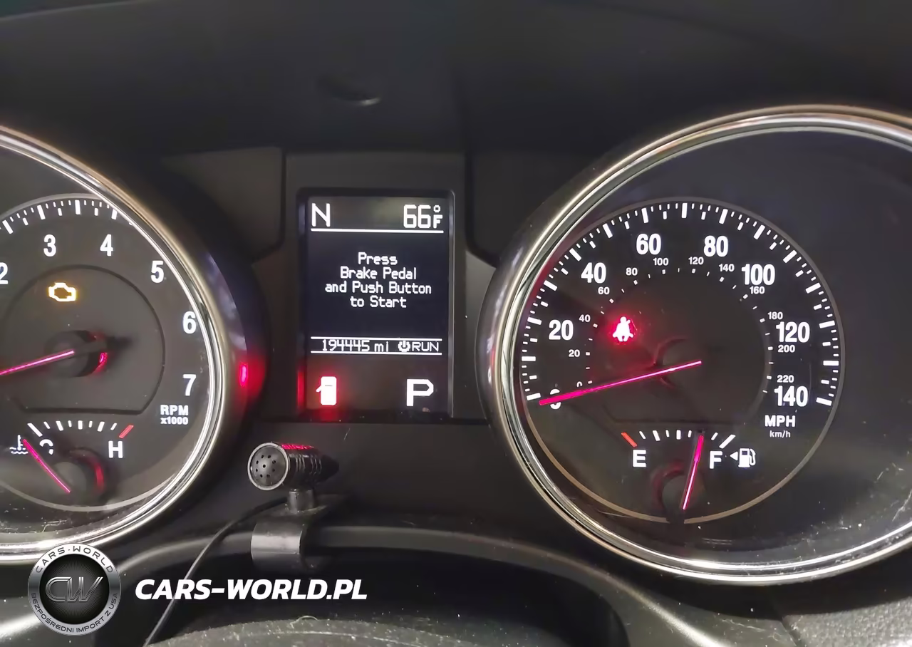 2013 Jeep Grand Cherokee Laredo VIN:1C4RJFAG1DC626034 - 7