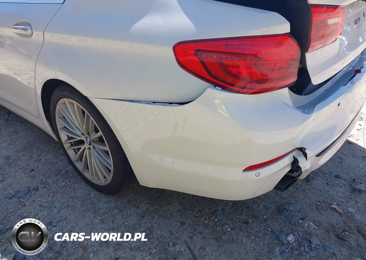 2018 BMW 530E xDrive Iperformance VIN:WBAJB1C58JB374743 - 17