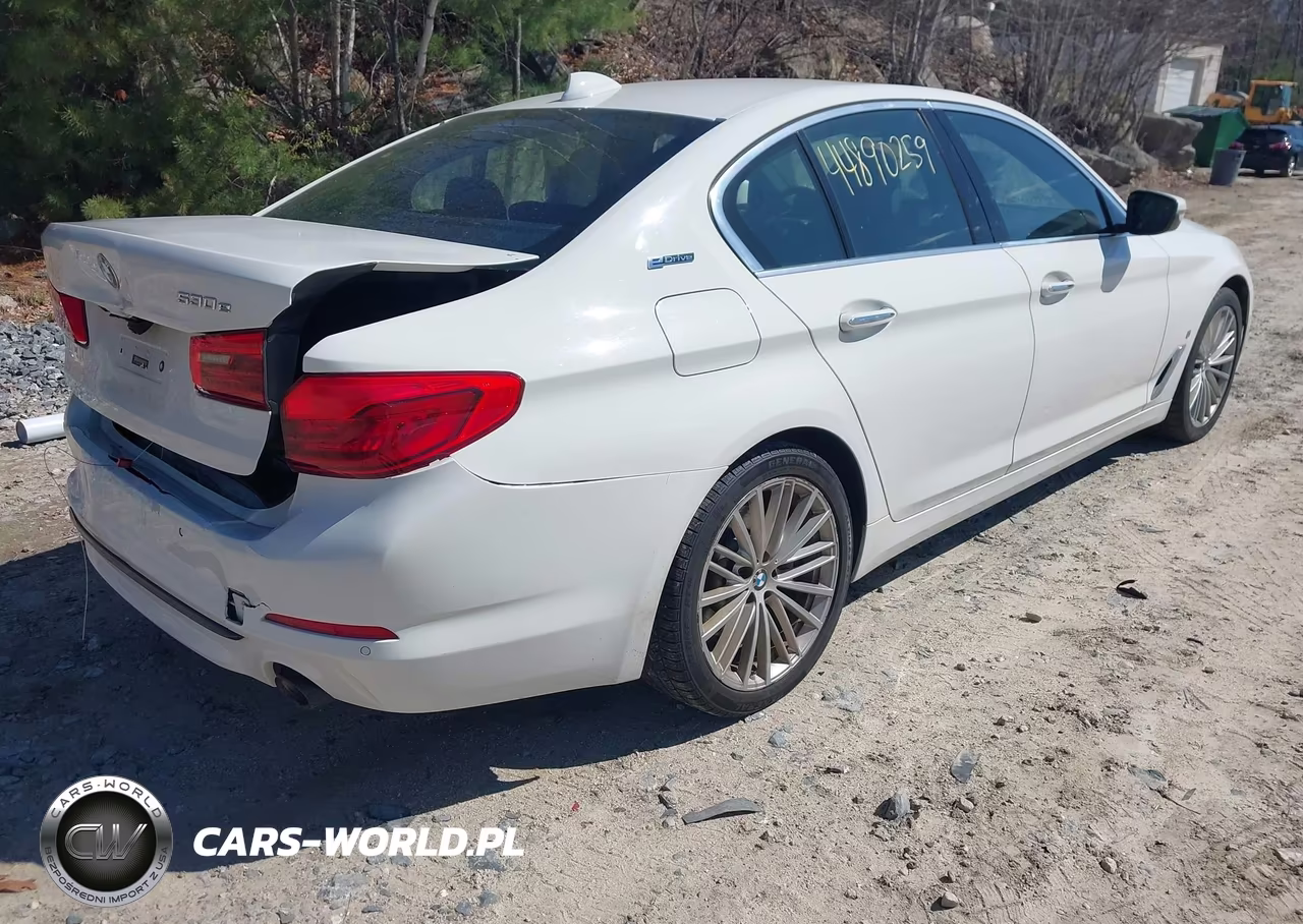 2018 BMW 530E xDrive Iperformance VIN:WBAJB1C58JB374743 - 4