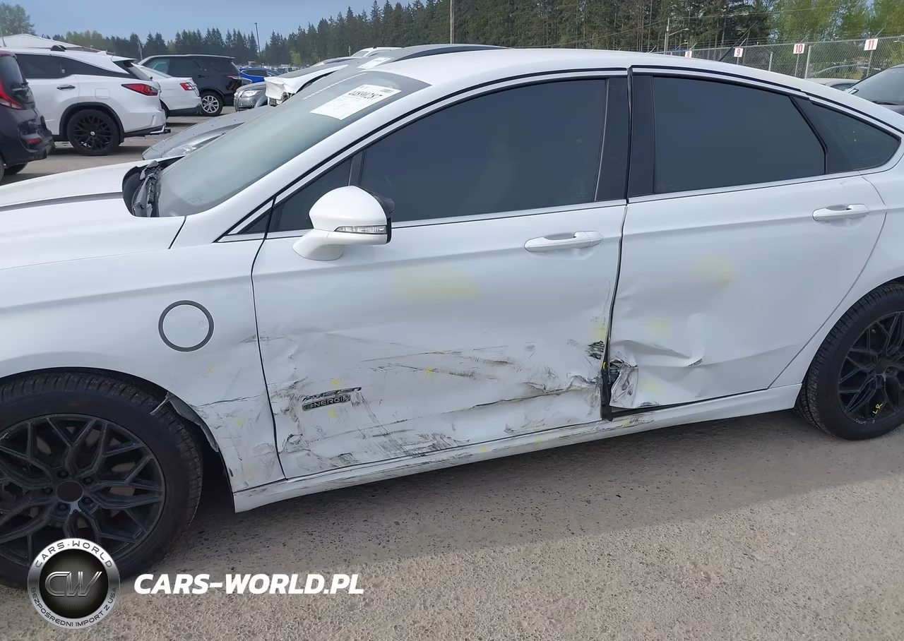 2016 Ford Fusion Energi Se Luxury VIN:3FA6P0PU0GR305853 - 6