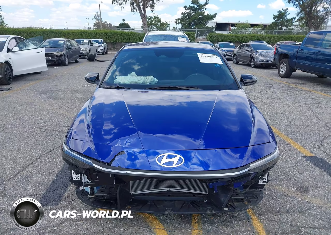 2025 Hyundai Elantra Sel Sport VIN:KMHLM4DG6SU925633 - 12