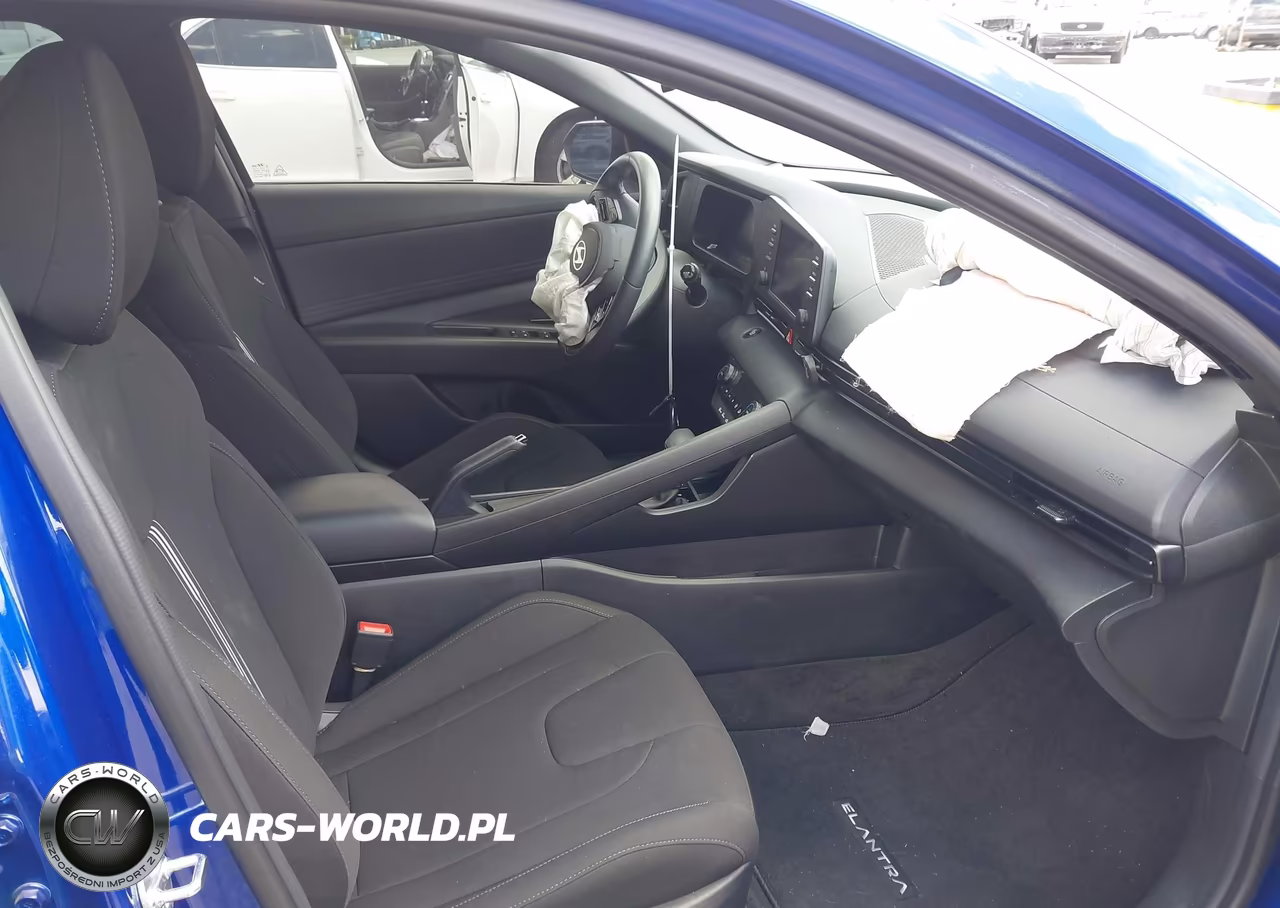 2025 Hyundai Elantra Sel Sport VIN:KMHLM4DG6SU925633 - 5