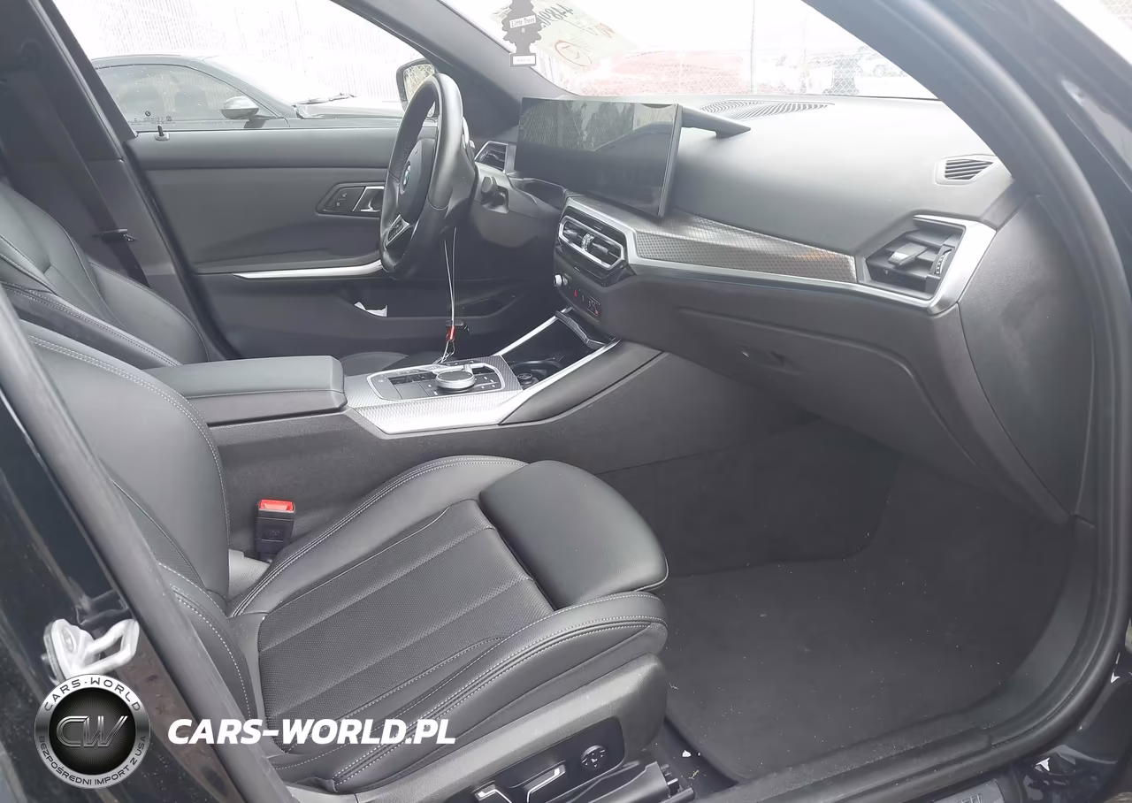2024 BMW 330I xDrive VIN:3MW89FF01R8E65583 - 5