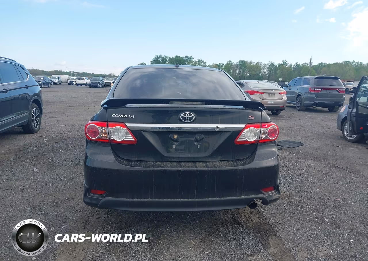 2011 Toyota Corolla S VIN:2T1BU4EE1BC658203 - 16