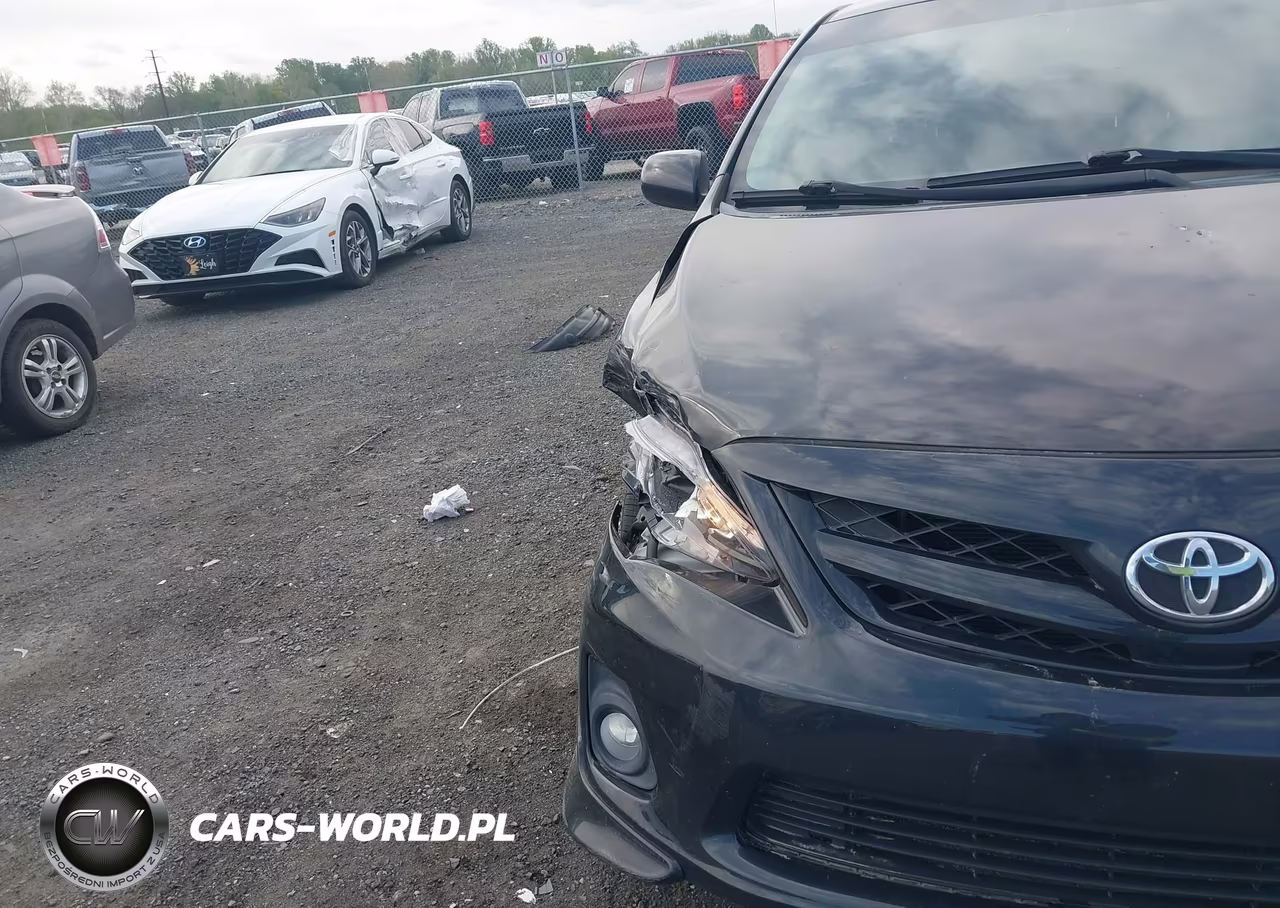 2011 Toyota Corolla S VIN:2T1BU4EE1BC658203 - 6