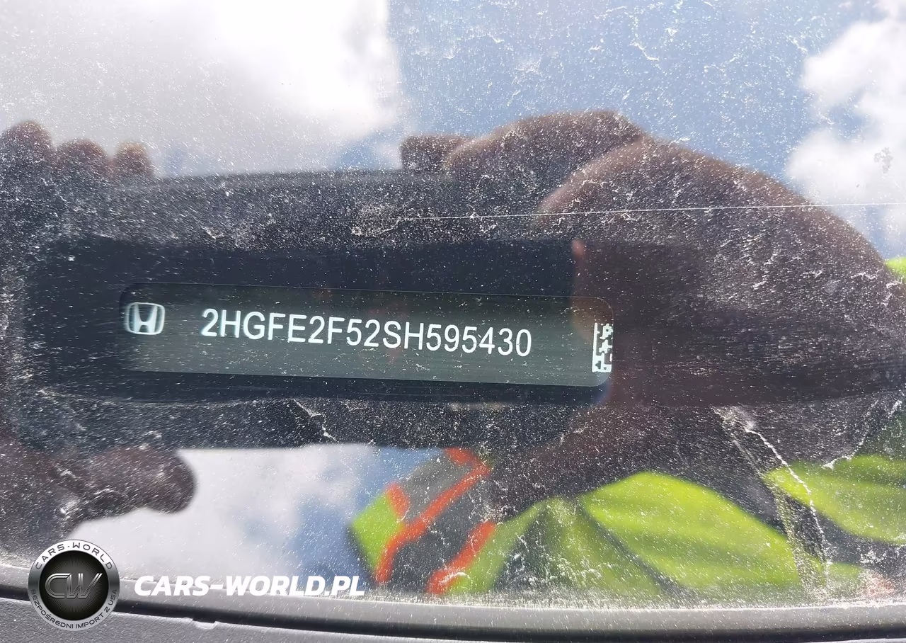 2025 Honda Civic Sport VIN:2HGFE2F52SH595430 - 18