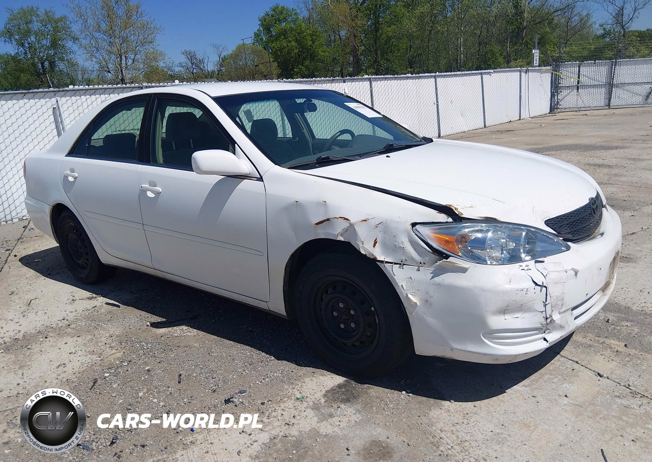 2004 Toyota Camry Le