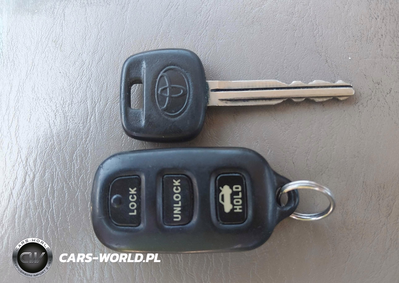 2004 Toyota Camry Le VIN:4T1BE32KX4U289294 - 11