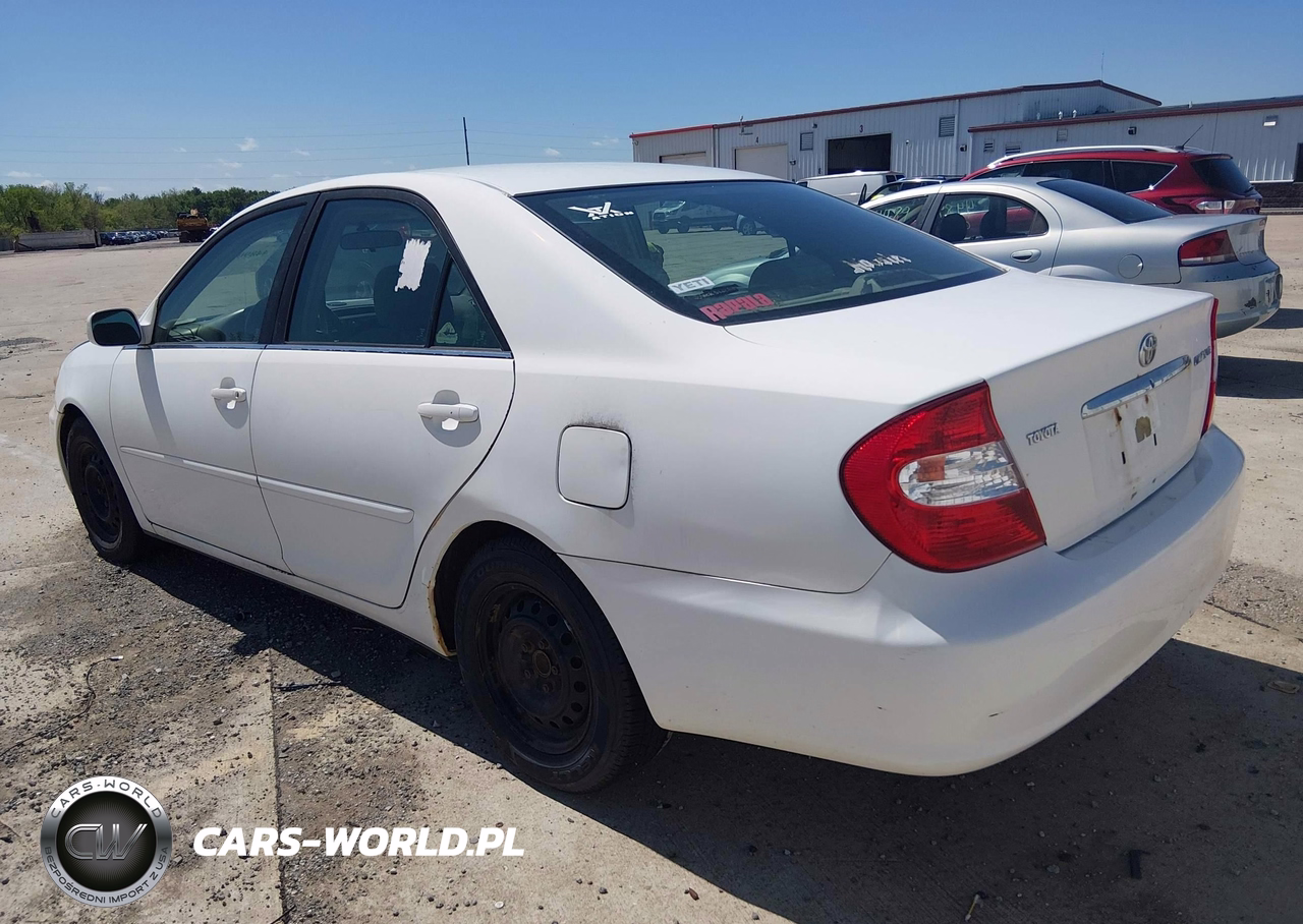 2004 Toyota Camry Le VIN:4T1BE32KX4U289294 - 3