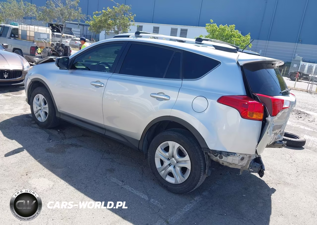 2015 Toyota Rav4 Le VIN:JTMBFREV4FJ035692 - 3