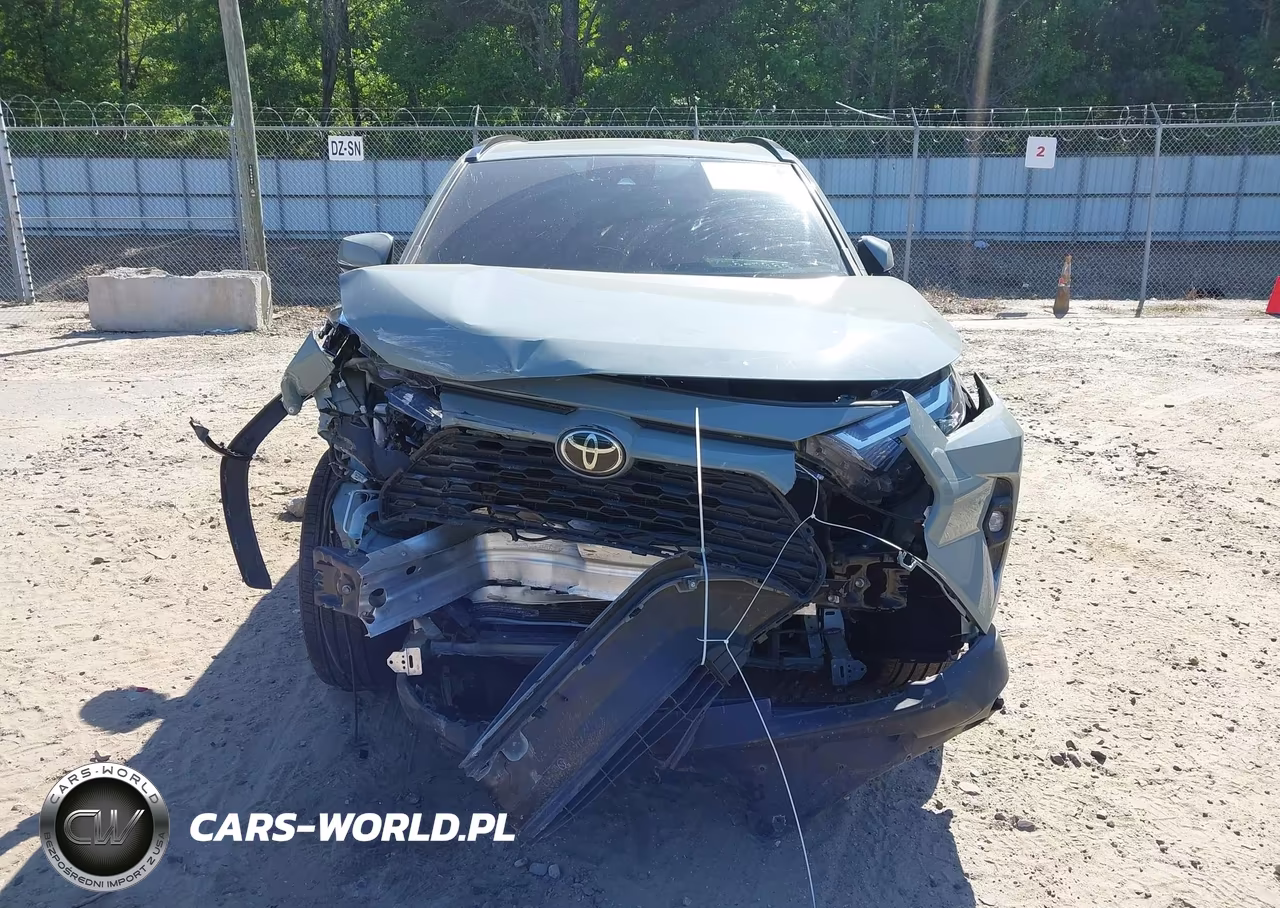 2022 Toyota Rav4 Xle Premium VIN:2T3A1RFV6NW297285 - 13