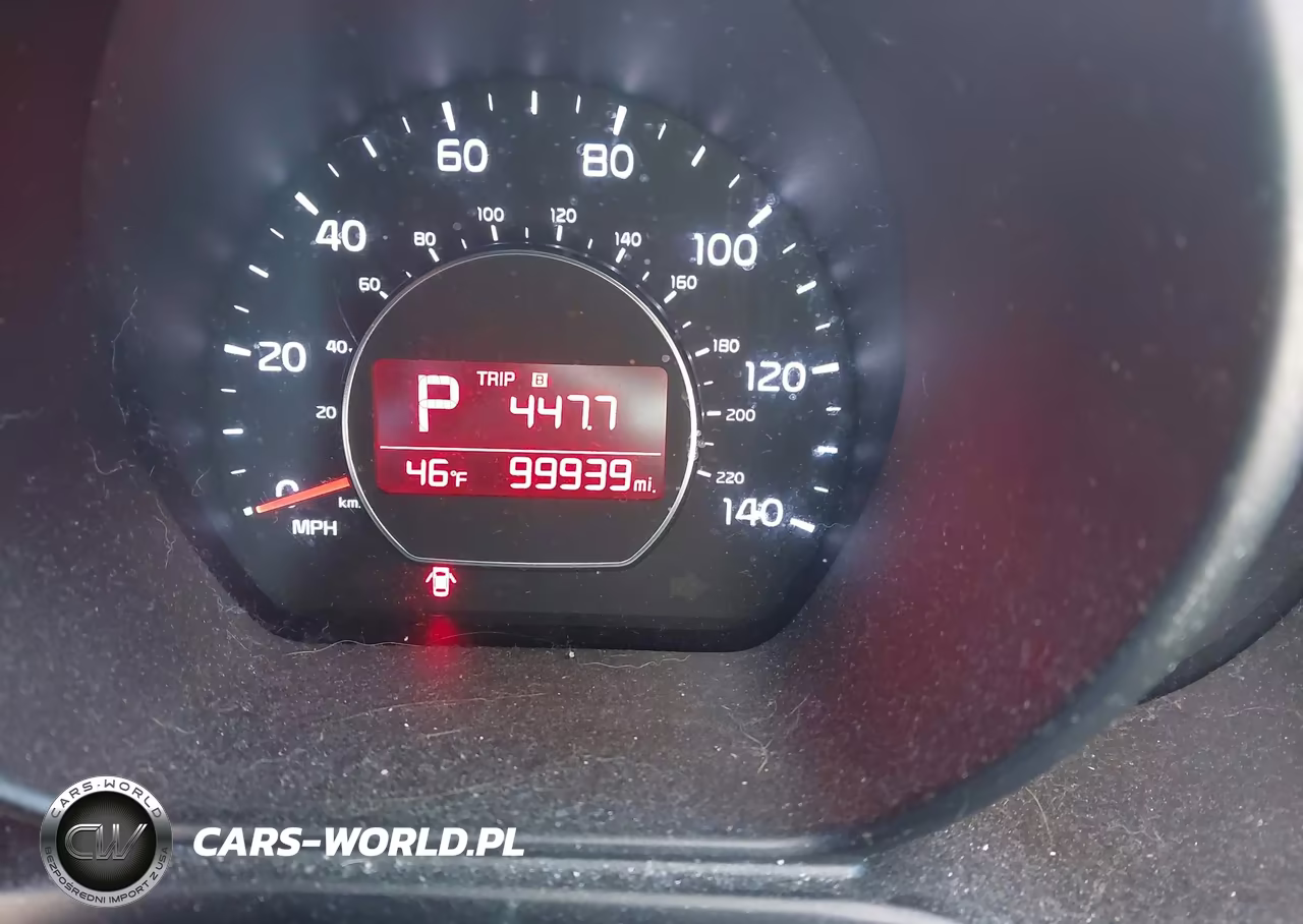 2018 Kia Soul + VIN:KNDJP3A55J7592872 - 15