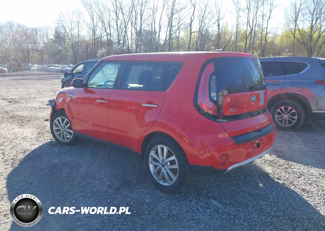 2018 Kia Soul + VIN:KNDJP3A55J7592872 - 3