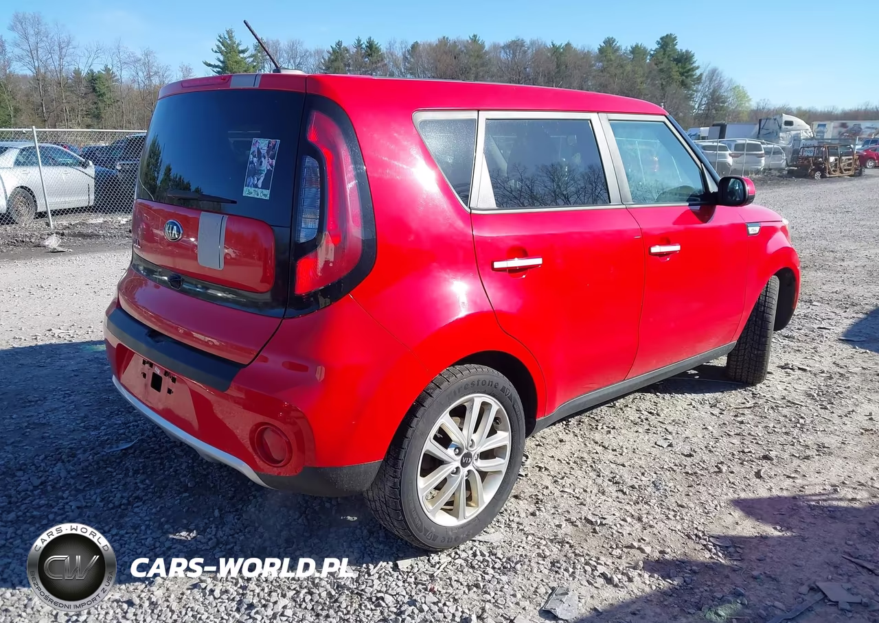 2018 Kia Soul + VIN:KNDJP3A55J7592872 - 4