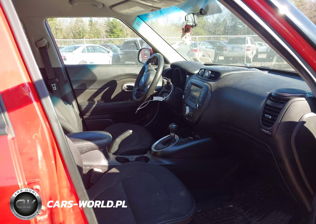 2018 Kia Soul + VIN:KNDJP3A55J7592872 - 5